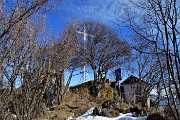 42 Baita Monte Zucco a dx , croce Monte Zucco (1232 m)  